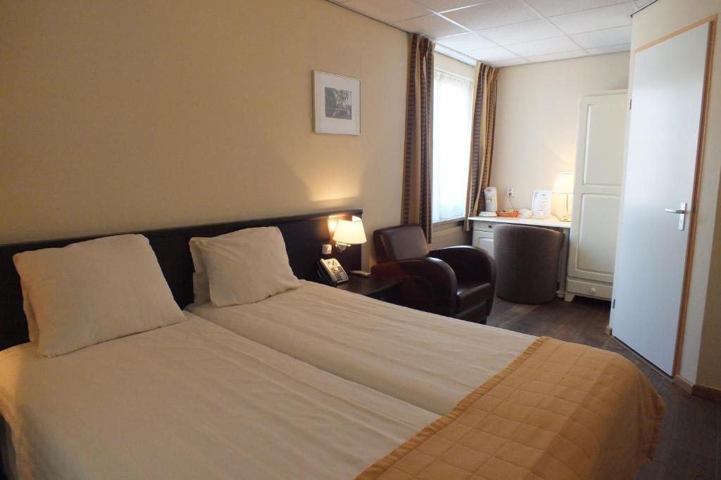 Hotel Jo Van Den Bosch 's-Hertogenbosch  Pokój zdjęcie